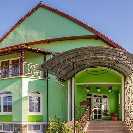 Bed and Breakfast Szasz&Szasz Panzio Ґеорґень Екстер'єр фото